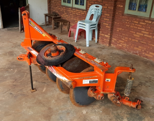 ตราช้าง 5x22นิ้วครับ