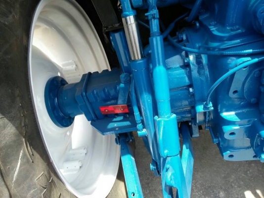 ขายรถไถ FORD 7740 ขายรถไถ FORD 7740