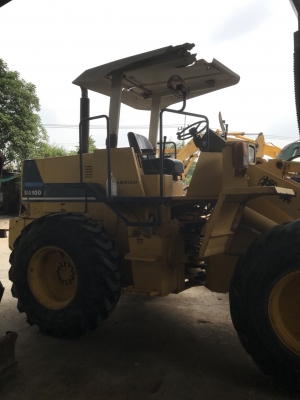 Komatsu WA100-1มือสองนำเข้าจากญี่ปุ่น ยางสวย ยังไม่ผ่านการใช้งานในไทย สนใจติดต่อ0813553478 Komatsu WA100-1มือสองนำเข้าจากญี่ปุ่น ยางสวย ยังไม่ผ่านการใช้งานในไทย สนใจติดต่อ0813553478