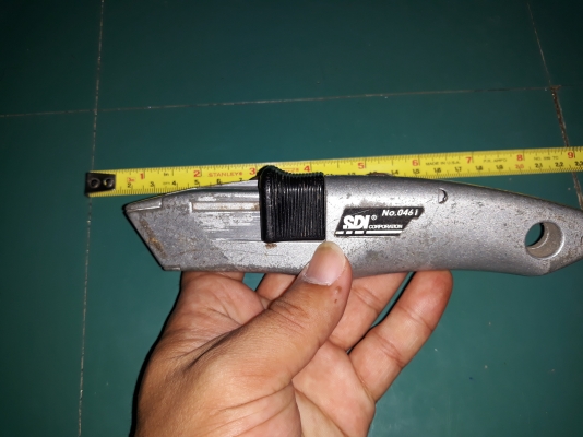 ขายมีดคัตเตอร์รุ่นงานหนัก SDI MADE IN JAPAN.มือสองสภาพดี