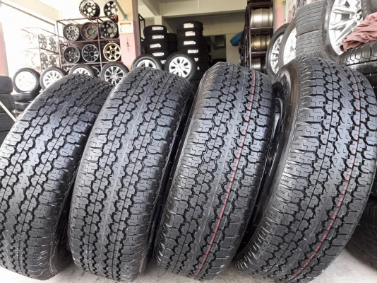 ขายล้อแม็กป้ายแดง dmax 16" พร้อมยางปี17 สนใจติดต่อร้าน ก.เจริญการยางครับ 081-3747940