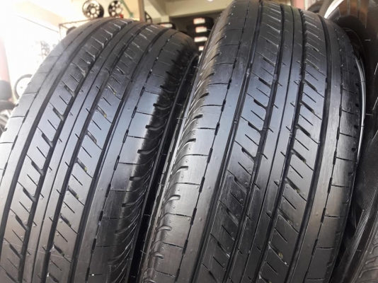 ล้อแม็กป้ายแดง revo 16"&times;6"  พร้อมยางปี17 สนใจติดต่อร้าน ก.เจริญการยางครับ 081-3747940