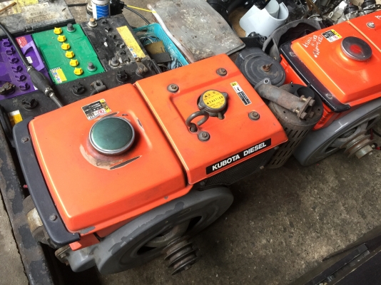 ขายเครื่อง KUBOTA 2 ตัวราคา 50000 บาท (แยกได้นะคะ)