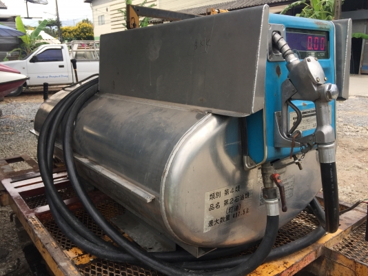 ขายถังน้ำมัน พร้อมหัวจ่ายดิจิติล ของญี่ปุ่น จุ 437.5 ลิตร ใช้ไฟแบต 12V ขายถังน้ำมัน พร้อมหัวจ่ายดิจิติล ของญี่ปุ่น จุ 437.5 ลิตร ใช้ไฟแบต 12V