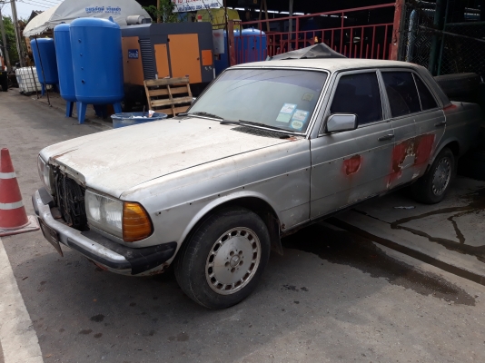 ขาย Benz 123 เครื่อง เจ