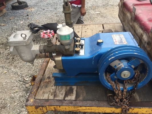 ขายปั๊มน้ำ ทุกอย่างตามรูป 25,000 บาท ไม่รวมส่ง