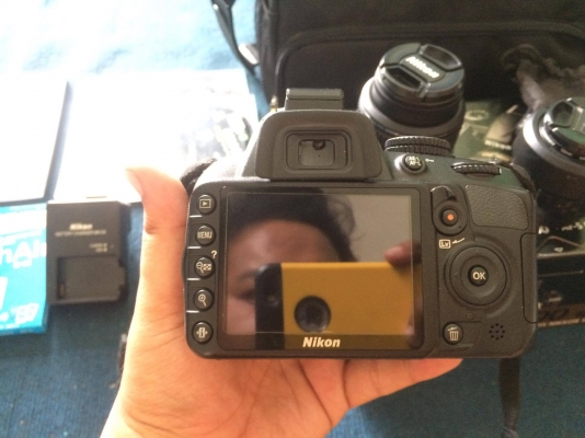 ส่งต่อครับ nikon D3100 อุปกรณ์ดังภาพ สภาพมือ 1 ดูภาพทักมาครับ