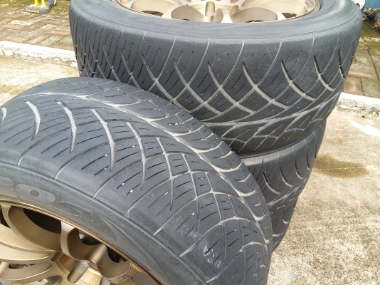 Max RS 20x9 พร้อมยาง Nitto