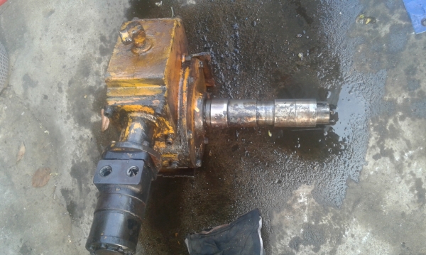 ขายมอเตอร์ไฮดรอลิกพร้อมเกียร์ทด