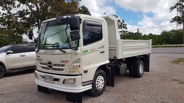 HINO ดั้มพ์ 175 แรงม้า ปี56 ไมล์แสนปลายๆ รถสวยมาก เครื่องดี คัทซีสวย แอร์เย็น เล่มพร้อม ราคาต่อรองได