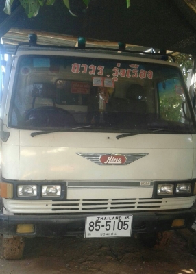 ขาย 240,000บ.หกล้อ ฮีโน่ KM 777 wo4d 117แรง ยาว4.30ม.&quot;ช่วงล้อต่อดั้ม&quot; เครืองดี แคชชีเดิมสว