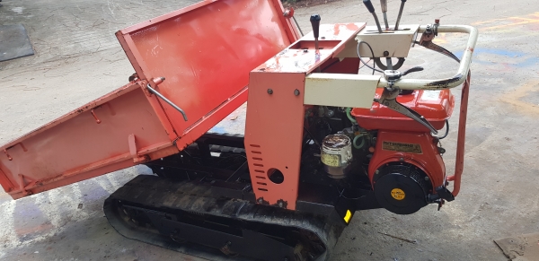 รถแทรคยางการเกษตร ยกดั้มด้วยให้ดรอลิค พร้อมใช้งาน รหัสสินค้า H1 - 5