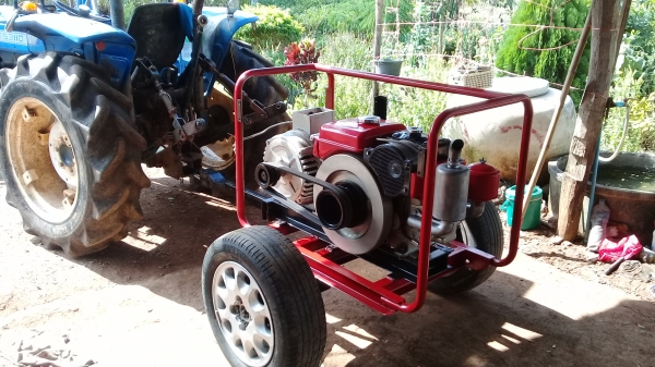 เครื่องปั่นไฟแบบลากจูง เครื่องปั่นไฟแบบลากจูง