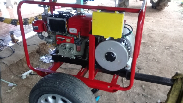 เครื่องปั่นไฟแบบลากจูง เครื่องปั่นไฟแบบลากจูง