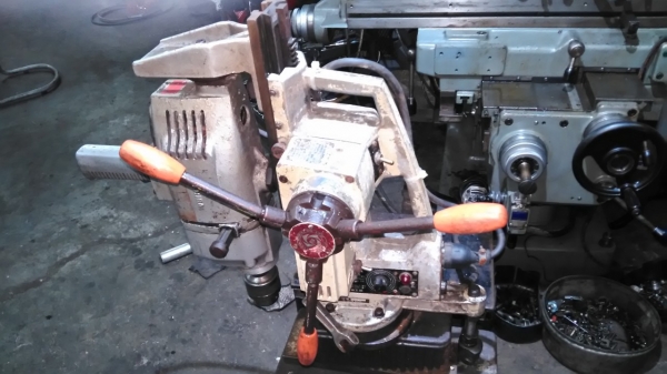 **ขายถูกๆ สว่านแม่เหล็กไฟฟ้า**NITTO ATRA(เก่านอก-ญี่ปุ่น) เจาะออโต้ ทดสอบเรียบร้อยแล้ว ทุกระบบใช้งานได้ดี สภาพดีมาก แข็งแรง ทนทานแน่นอนครับ