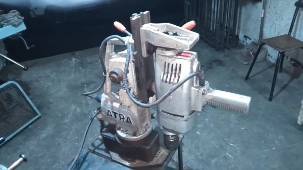 **ขายถูกๆ สว่านแม่เหล็กไฟฟ้า**NITTO ATRA(เก่านอก-ญี่ปุ่น) เจาะออโต้ ทดสอบเรียบร้อยแล้ว ทุกระบบใช้งานได้ดี สภาพดีมาก แข็งแรง ทนทานแน่นอนครับ