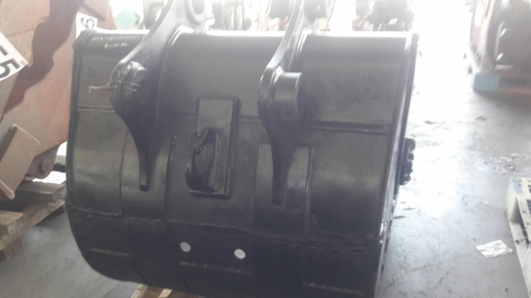 บุ้งกี๋ ขนาดรถขุด 100-120 ขาย 24,000 บาท บุ้งกี๋ ขนาดรถขุด 100-120 ขาย 24,000 บาท