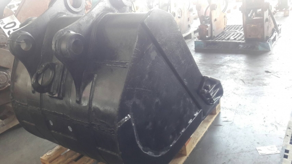 บุ้งกี๋ ขนาดรถขุด 100-120 ขาย 24,000 บาท บุ้งกี๋ ขนาดรถขุด 100-120 ขาย 24,000 บาท