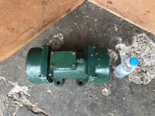 ขายมอเตอร์สั่น-เขย่า Dosiertechnik Munster 1HP. 380V made in Germany สภาพดี สั่นแรงมาก พร้อมใช้งาน ขายมอเตอร์สั่น-เขย่า Dosiertechnik Munster 1HP. 380V made in Germany สภาพดี สั่นแรงมาก พร้อมใช้งาน