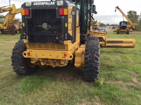 รถเกรด CAT  140M #B9M0xxxx (รถอยู่อเมริกา) รถปี 2009 ชั่วโมงทำงาน 10,112ชม.