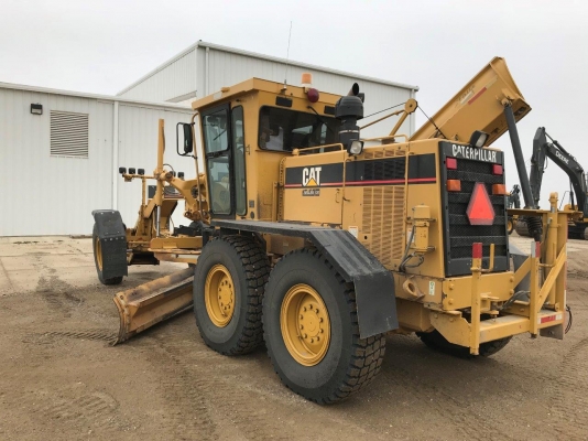 รถเกรด CAT 140H #2ZK025xx สนใจสอบได้ที่ 098-2492100 ภัทร