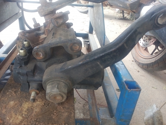 ขายกระปุกพวงมาลัยเพาเวอร์สำหรับ6ล้อขึ้นไป