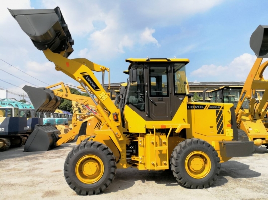 ใหม่!!ด่วนค่ะ รถตักล้อยาง FL920 F-II STD เป็นรถขนาดเล็ก สภาพสวย พร้อมใช้งาน ไม่เคยใช้งานในไทยมาก่อน