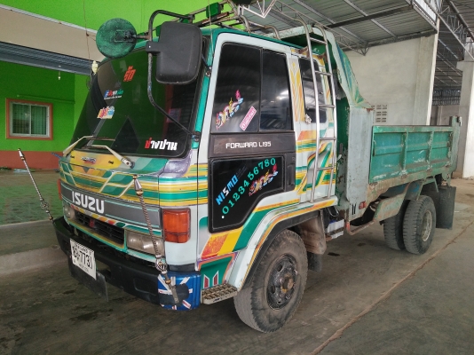 ขายรถดั้ม195แรง แน่นๆเต็มๆราคาถูกๆด่วนครับ495000ราคาต่อคองได้ครับ
