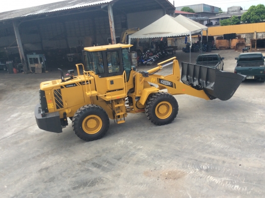 ใหม่!!!รถตักล้อยาง LOVOL รุ่น FL938G-II LONG ARM เป็นรุ่นแขนยาว นำเข้าจากประเทศจีน 100\%