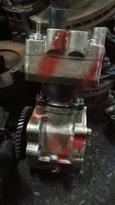 ปั๊มลมติดเครื่อง6UZ1 360แรง