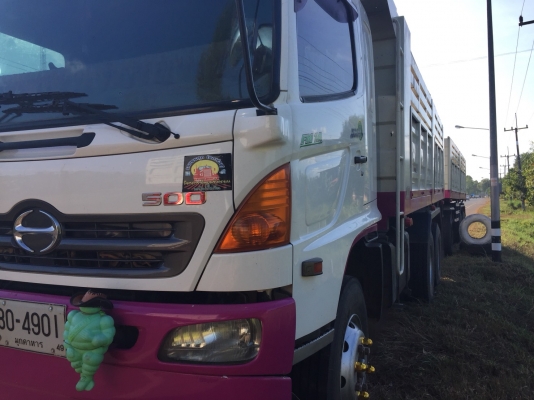 ขายด่วน. รถสิบล้อพ่วงแม่ลูกดั้มพ์. HINO. MEGA 344. ปี53. สภาพดี. พร้อมใช้งาน. เอกสารพร้อม ขายด่วน. รถสิบล้อพ่วงแม่ลูกดั้มพ์. HINO. MEGA 344. ปี53. สภาพดี. พร้อมใช้งาน. เอกสารพร้อม