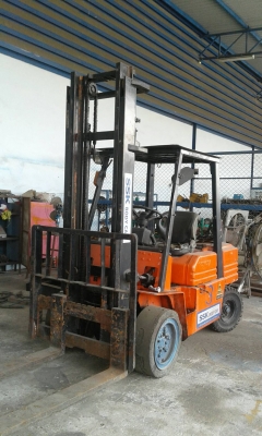 ขายโฟคลิฟโตโยต้า3ตันสภาพสวย. ดีเซล 0877477672น