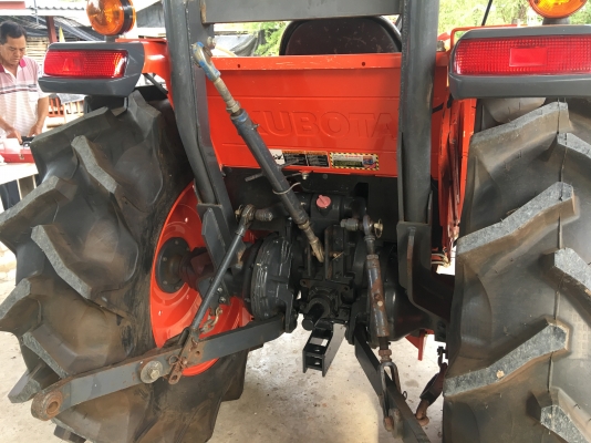 L4708DT สวยจัด ใบมีดคานล่างใหม่+ยางใหม่ 4 เส้น+ผานพรวน CMT 6x24"สีเดิมโรงงานเล่มทะเบียนพร้อมโอน