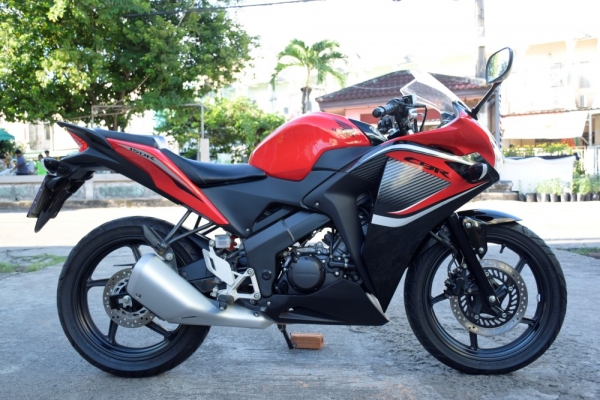 Cbr150i 2015 รถบ้านแท้ มือเดียว สด-ผ่อน รูดบัตรได้ Cbr150i 2015 รถบ้านแท้ มือเดียว สด-ผ่อน รูดบัตรได้