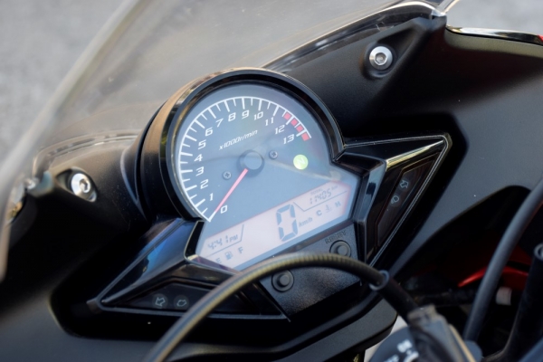Cbr150i 2015 รถบ้านแท้ มือเดียว สด-ผ่อน รูดบัตรได้ Cbr150i 2015 รถบ้านแท้ มือเดียว สด-ผ่อน รูดบัตรได้