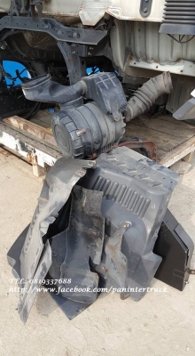 FROM JAPAN สินค้าเก่านอก หัวเก๋งรถบรรทุก6ล้อใหญ่ /CABIN HINO MEGA เมก้า :FC7JKW  (มีคัสซี /มีกระปุกพวงมาลัย) ราคาเพียง 160,000 บาท สนใจรีบติดต่อ 0819337688