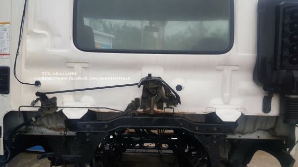 FROM JAPAN สินค้าเก่านอก หัวเก๋งรถบรรทุก6ล้อใหญ่ /CABIN HINO MEGA เมก้า :FC7JKW  (มีคัสซี /มีกระปุกพวงมาลัย) ราคาเพียง 160,000 บาท สนใจรีบติดต่อ 0819337688