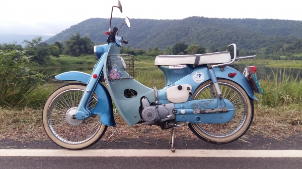 C 100 ทะเบียนแท้ มีเครื่องเดิมให้