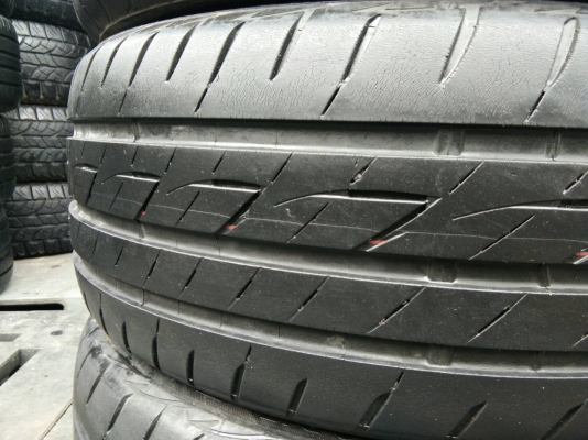 ขายยาง215/50R17 บริดจสโตน อีโคเปีย ปี14 ดอกยางเต็มไม่มีปะสวยๆ จำนวน 1 ชุด