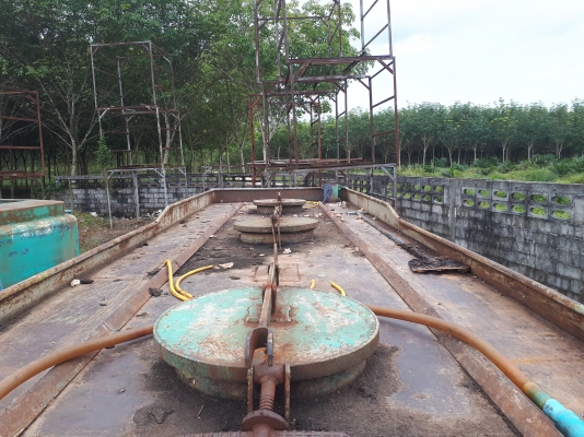 แท็งค์บรรจุน้ำยาง