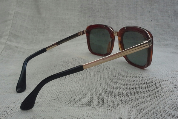 แว่นตาวินเทจโกลด์ฟิลด์ ยุค '60s 'เดอะ เยอรมัน บิ๊กเนม' ตัวจริง ! รุ่นหายาก ! Vintage แว่นตาวินเทจโกลด์ฟิลด์ ยุค '60s 'เดอะ เยอรมัน บิ๊กเนม' ตัวจริง ! รุ่นหายาก ! Vintage