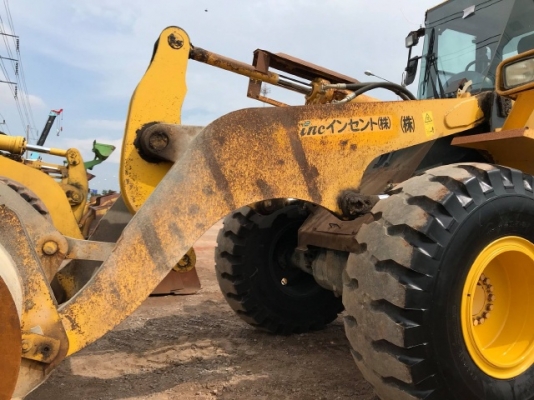 ขายรถตักล้อยาง KOMATSU WA320-5 แขนยาวพิเศษ รถนอกนำเข้าเองจากญี่ปุ่น สภาพสวยพร้อมใช้งาน มีVDOการทำงานครับ