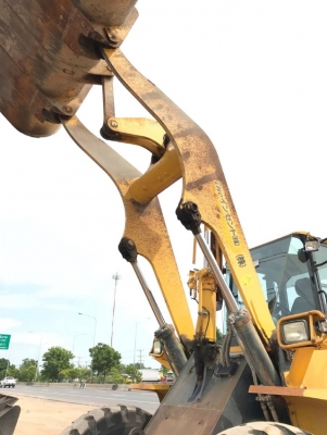 ขายรถตักล้อยาง KOMATSU WA320-5 แขนยาวพิเศษ รถนอกนำเข้าเองจากญี่ปุ่น สภาพสวยพร้อมใช้งาน มีVDOการทำงานครับ