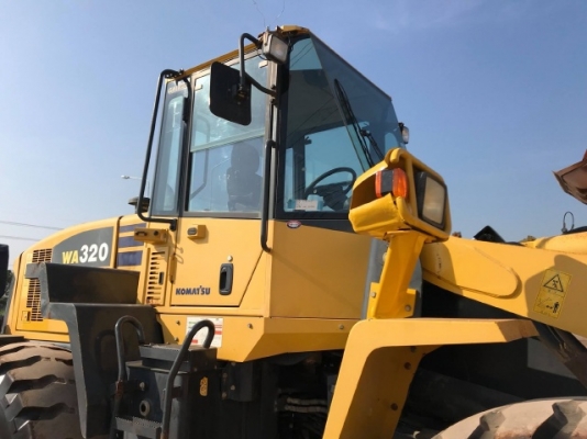 ขายรถตักล้อยาง KOMATSU WA320-5 แขนยาวพิเศษ รถนอกนำเข้าเองจากญี่ปุ่น สภาพสวยพร้อมใช้งาน มีVDOการทำงานครับ