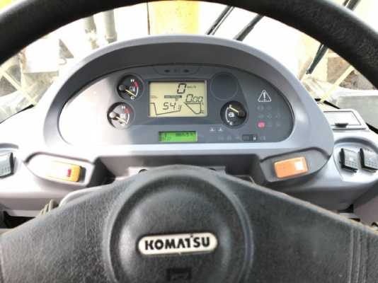 ขายรถตักล้อยาง KOMATSU WA320-5 แขนยาวพิเศษ รถนอกนำเข้าเองจากญี่ปุ่น สภาพสวยพร้อมใช้งาน มีVDOการทำงานครับ