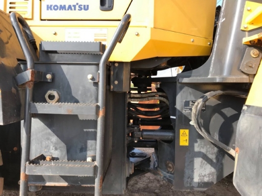 ขายรถตักล้อยาง KOMATSU WA320-5 แขนยาวพิเศษ รถนอกนำเข้าเองจากญี่ปุ่น สภาพสวยพร้อมใช้งาน มีVDOการทำงานครับ