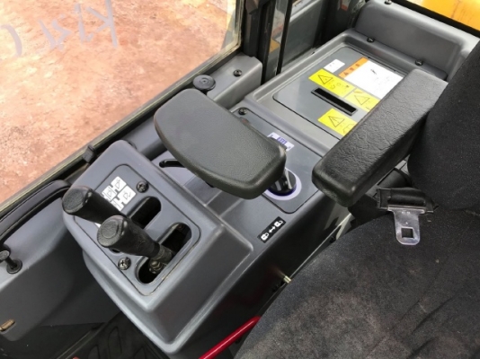 ขายรถตักล้อยาง KOMATSU WA320-5 แขนยาวพิเศษ รถนอกนำเข้าเองจากญี่ปุ่น สภาพสวยพร้อมใช้งาน มีVDOการทำงานครับ