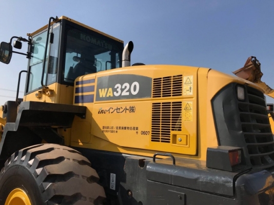 ขายรถตักล้อยาง KOMATSU WA320-5 แขนยาวพิเศษ รถนอกนำเข้าเองจากญี่ปุ่น สภาพสวยพร้อมใช้งาน มีVDOการทำงานครับ