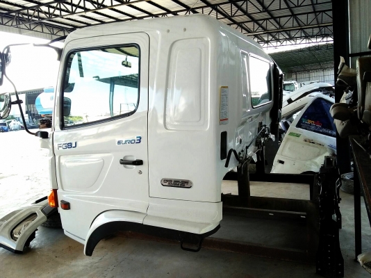 Hinoเมก้า500วิคเตอร์