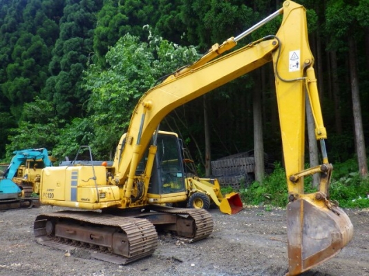 ขาย KOMATSU PC120-6E นำเข้าจากญี่ปุ่น โทร.090-986-2521 อ๊อบ ขาย KOMATSU PC120-6E นำเข้าจากญี่ปุ่น โทร.090-986-2521 อ๊อบ